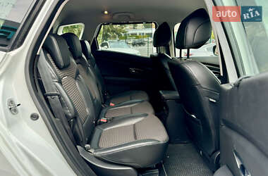 Минивэн Renault Scenic 2017 в 