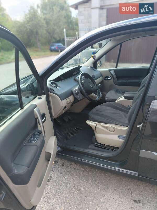 Минивэн Renault Scenic 2007 в Сквире