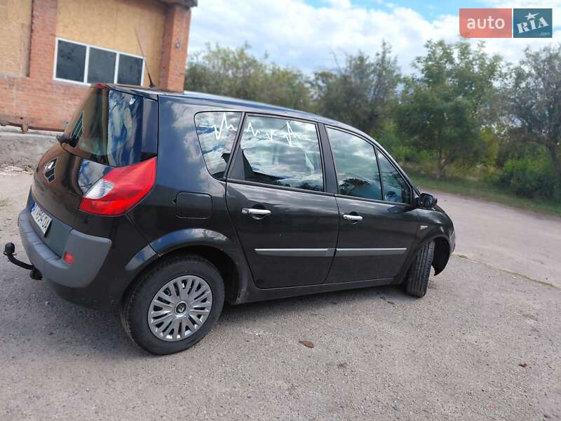 Минивэн Renault Scenic 2007 в Сквире