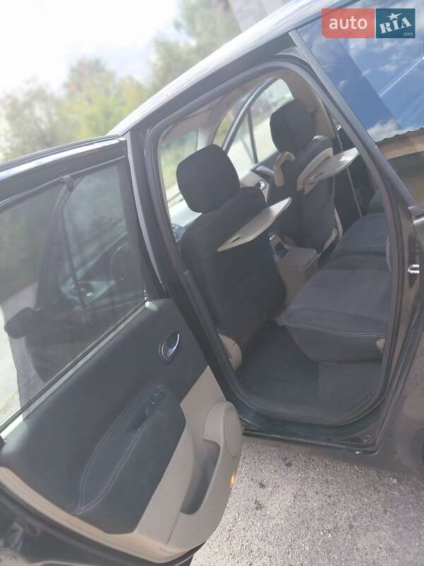 Минивэн Renault Scenic 2007 в Сквире