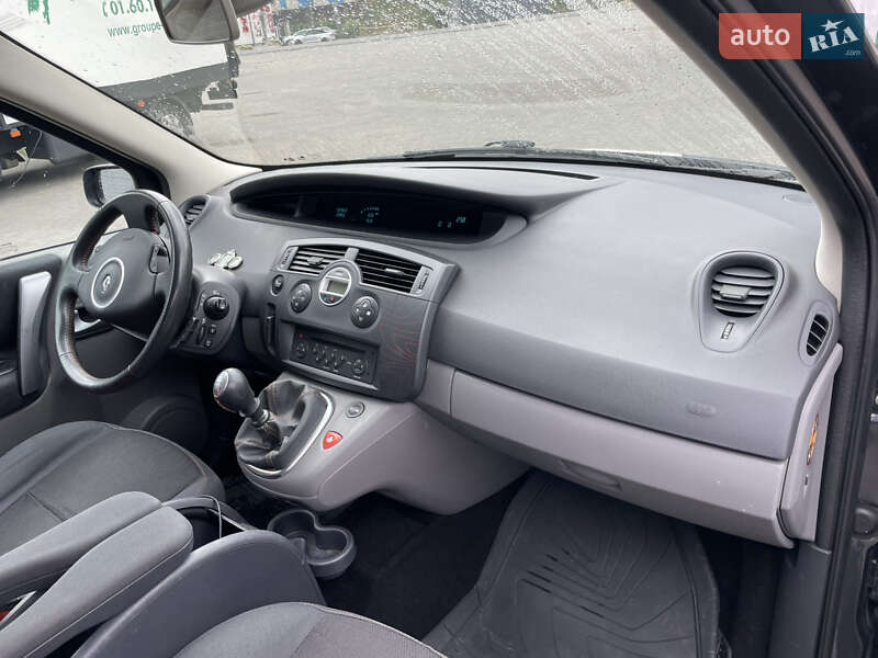 Минивэн Renault Scenic 2009 в Ковеле