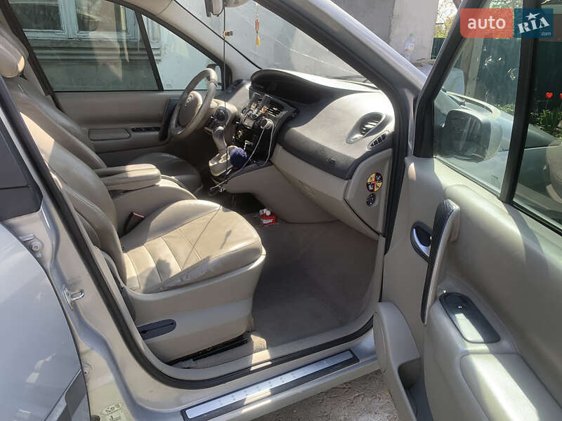 Мінівен Renault Scenic 2004 в Старокостянтинові