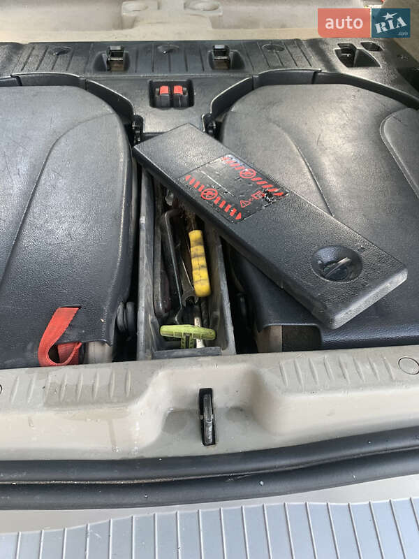 Мінівен Renault Scenic 2004 в Старокостянтинові