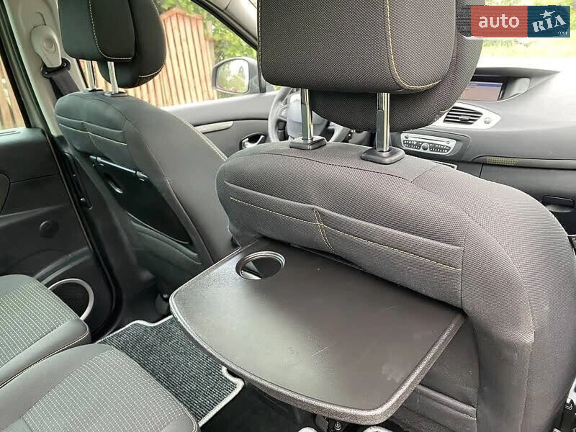 2010 Renault Scenic - мініатюра 13