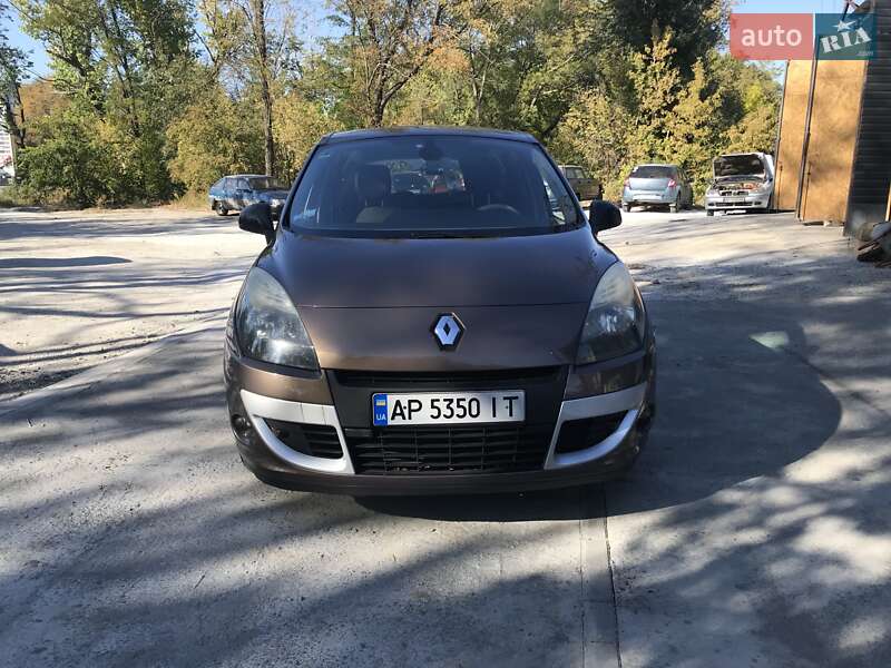 Минивэн Renault Scenic 2011 в Запорожье