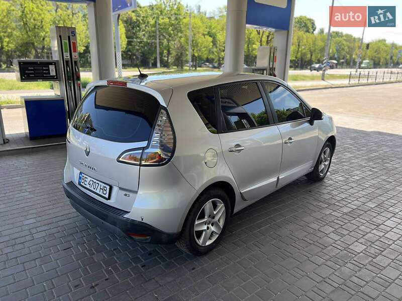 Минивэн Renault Scenic 2014 в Николаеве