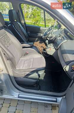Минивэн Renault Scenic 2006 в 