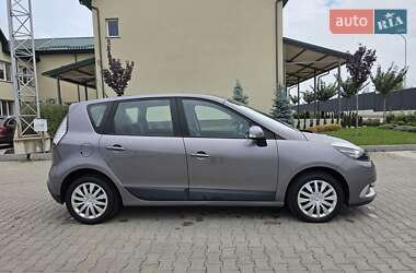 Минивэн Renault Scenic 2012 в 