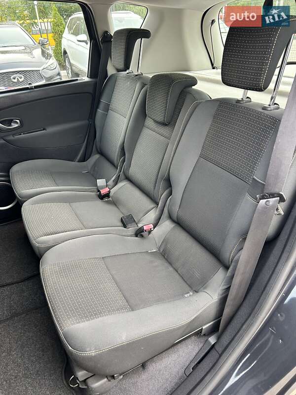 Минивэн Renault Scenic 2009 в Сумах