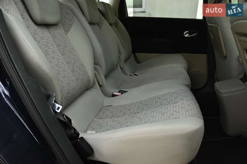Минивэн Renault Scenic 2007 в Бердичеве