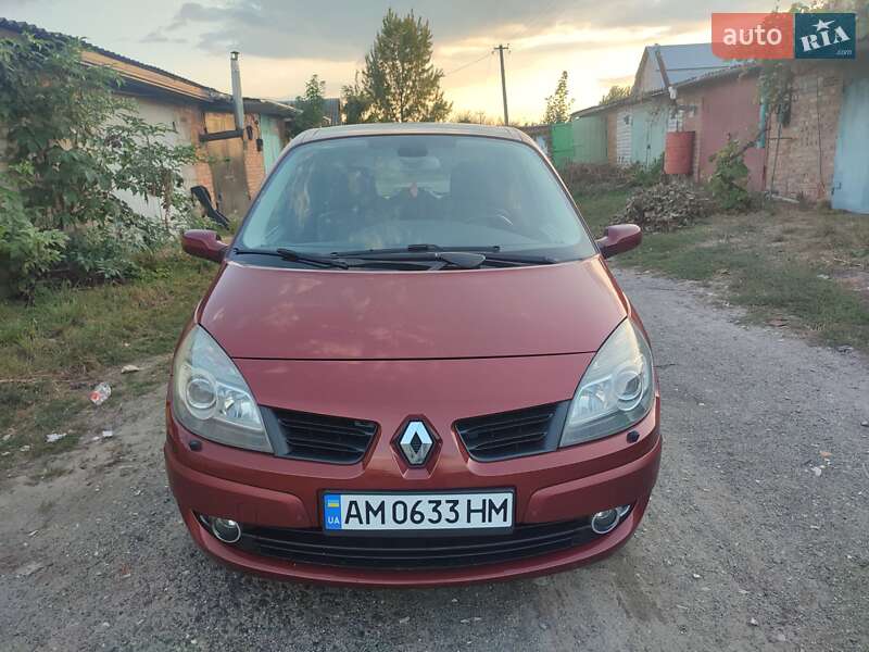 Минивэн Renault Scenic 2008 в 