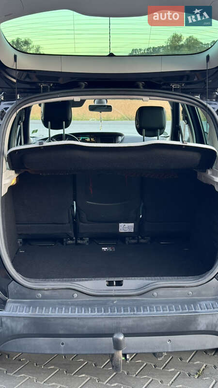 Минивэн Renault Scenic 2013 в Черновцах