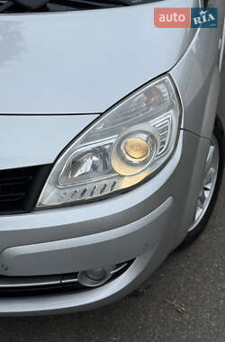 Минивэн Renault Scenic 2007 в 
