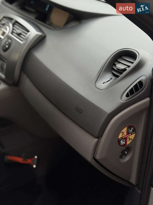 Минивэн Renault Scenic 2007 в Чернигове