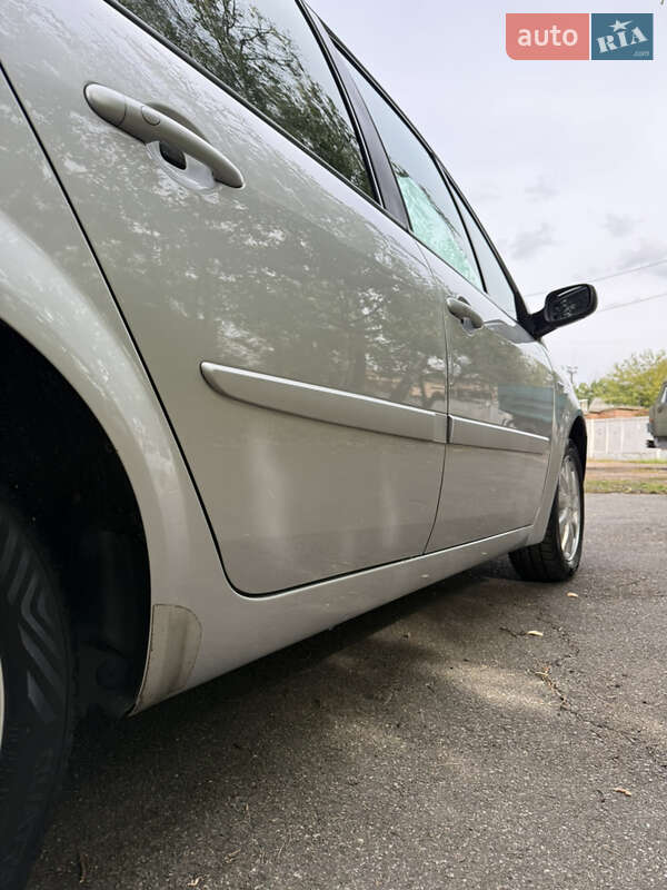 Минивэн Renault Scenic 2007 в Чернигове