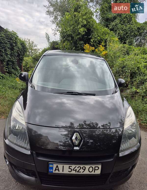 Минивэн Renault Scenic 2010 в Киеве