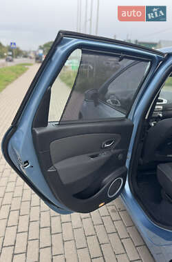 Минивэн Renault Scenic 2010 в 
