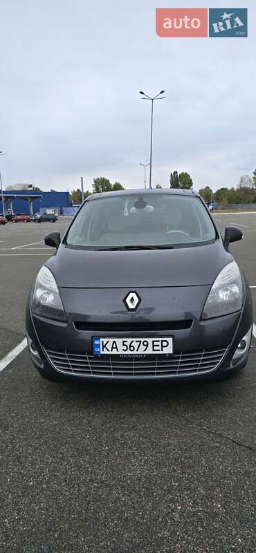 Мінівен Renault Scenic 2011 в Києві