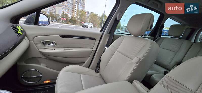 Мінівен Renault Scenic 2011 в Києві