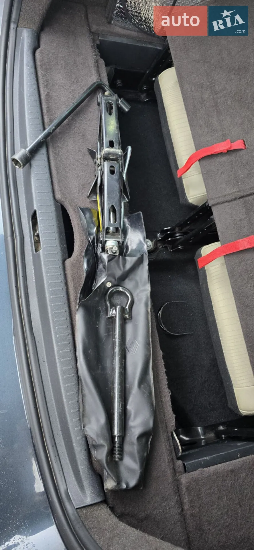 2011 Renault Scenic - мініатюра 56