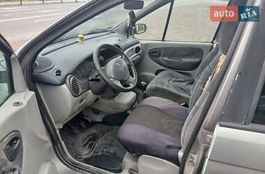 Минивэн Renault Scenic 2000 в 