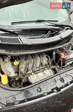 Минивэн Renault Scenic 2006 в 