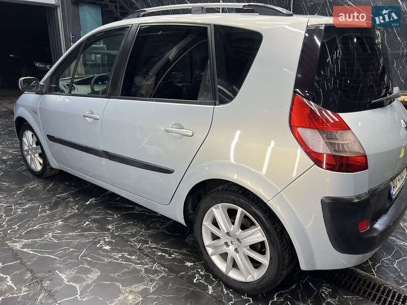 Минивэн Renault Scenic 2003 в Львове