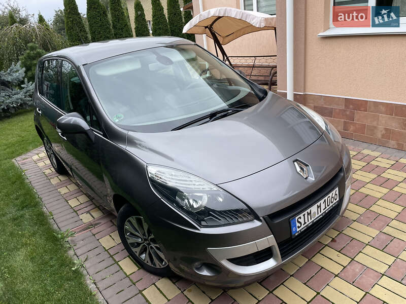 Минивэн Renault Scenic 2011 в Виннице
