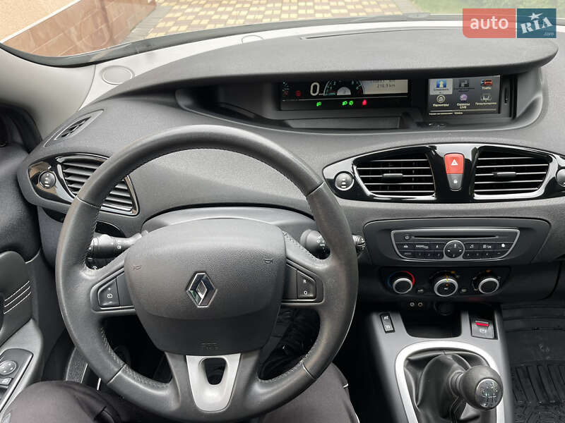 Минивэн Renault Scenic 2011 в Виннице
