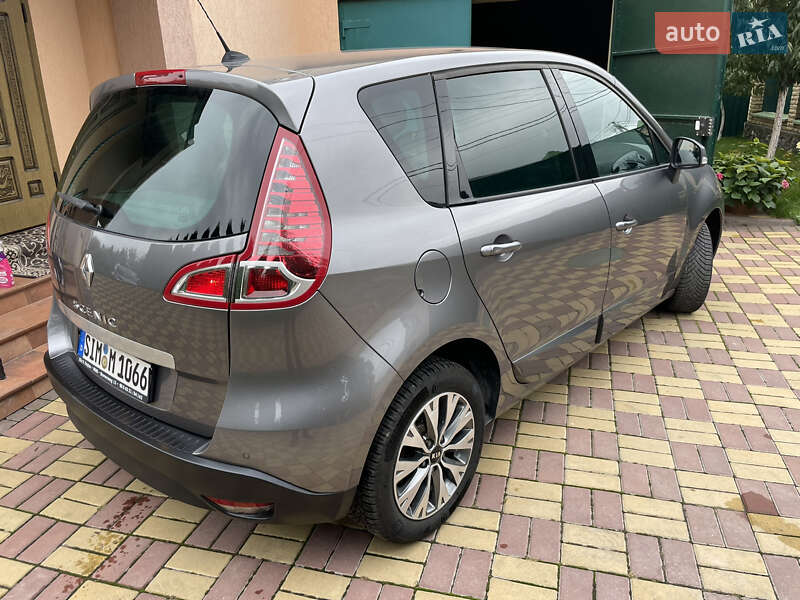 Минивэн Renault Scenic 2011 в Виннице