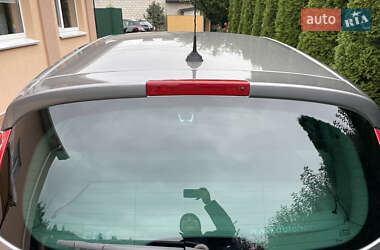 Минивэн Renault Scenic 2011 в 