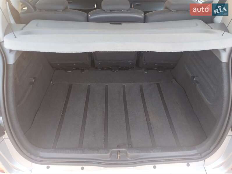 Минивэн Renault Scenic 2007 в Марганце