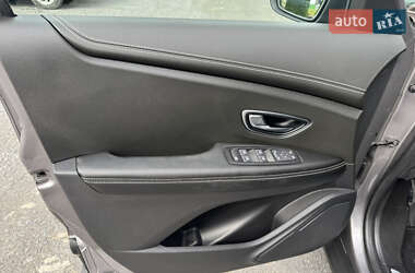 Минивэн Renault Scenic 2016 в 