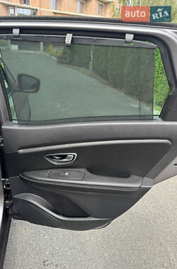 Минивэн Renault Scenic 2016 в 