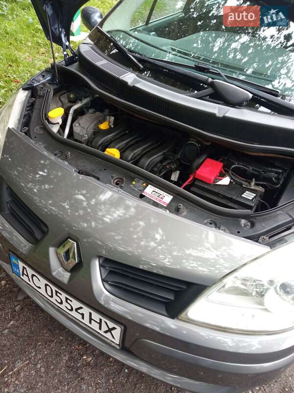 Мінівен Renault Scenic 2008 в Луцьку