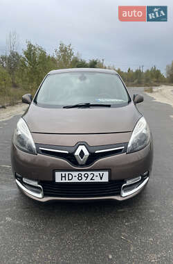 Минивэн Renault Scenic 2014 в Киеве
