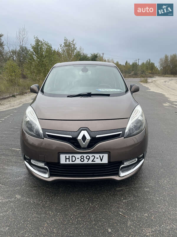 Минивэн Renault Scenic 2014 в 