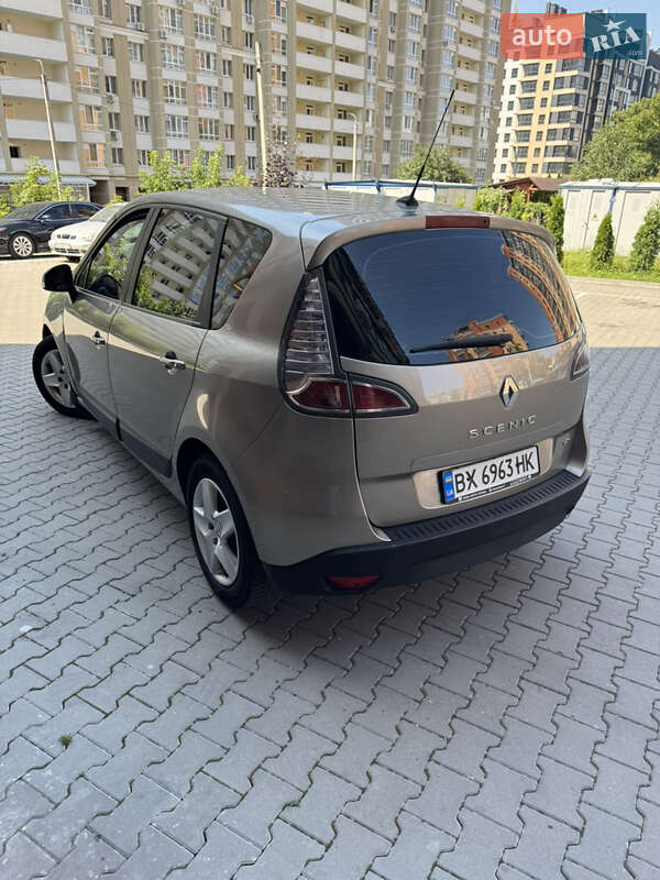Минивэн Renault Scenic 2012 в Хмельницком