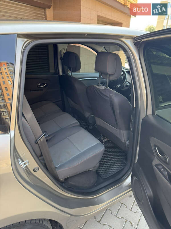 Минивэн Renault Scenic 2012 в Хмельницком