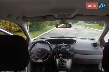 Минивэн Renault Scenic 2003 в 