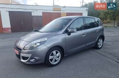Минивэн Renault Scenic 2009 в Харькове