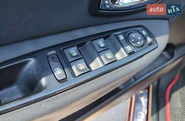 Минивэн Renault Scenic 2015 в 