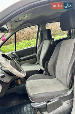 Минивэн Renault Scenic 2004 в 