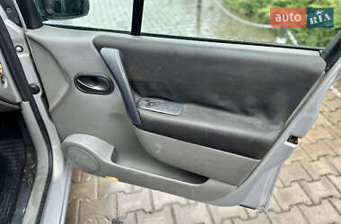 Минивэн Renault Scenic 2004 в 