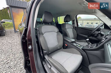 Минивэн Renault Scenic 2021 в 