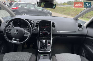 Минивэн Renault Scenic 2021 в 
