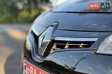 Минивэн Renault Scenic 2015 в 