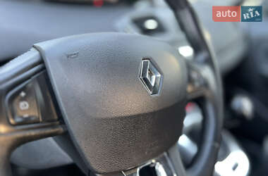 Минивэн Renault Scenic 2015 в 