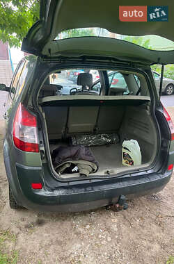 Минивэн Renault Scenic 2003 в 