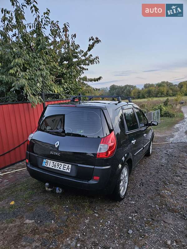 Минивэн Renault Scenic 2009 в Хороле